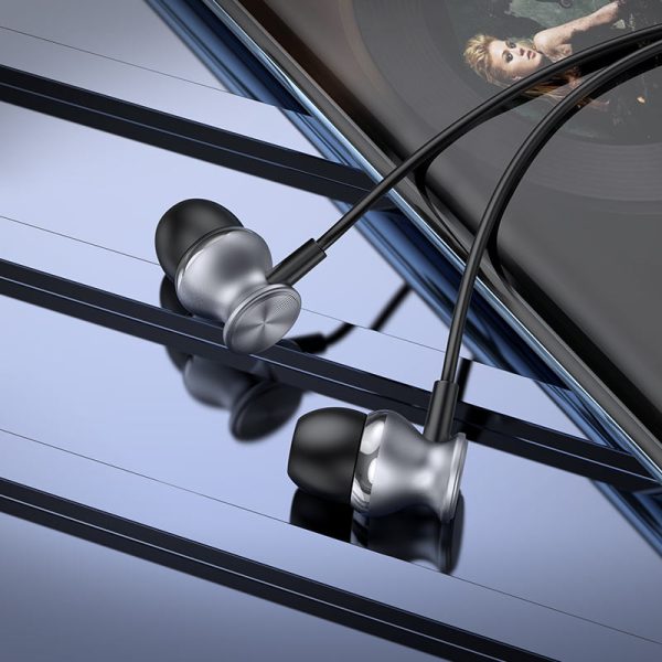 Hoco "M106 Fountain metal universal earphones with microphone" Hoco "M106 Fountain metal universal earphones with microphone"